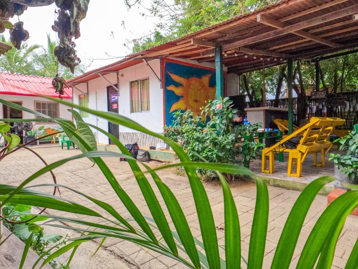 Palomino Hostel Extérieur photo