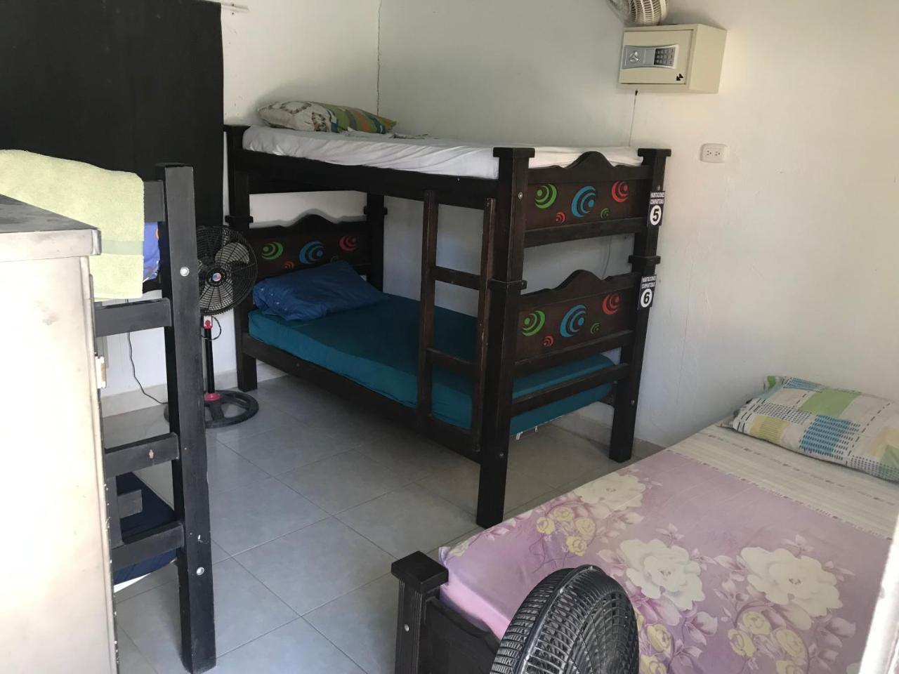 Palomino Hostel Extérieur photo